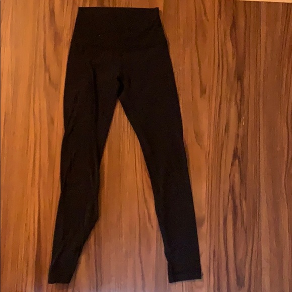 Lululemon Align Leggings - Picture 5 of 5